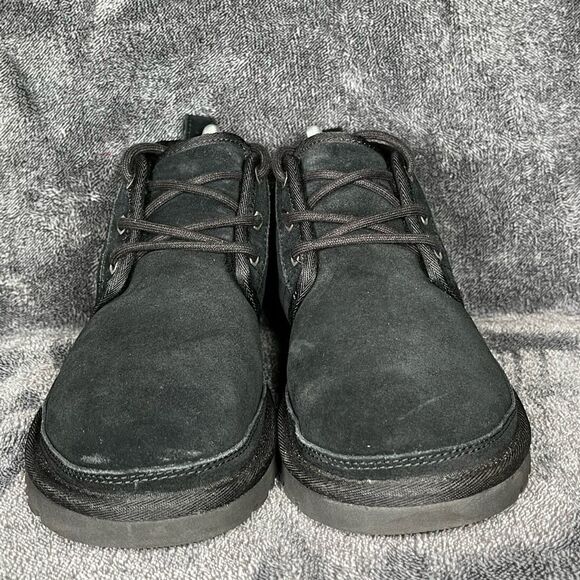 🖤 UGG Neumel Boot Black Suede women sz 6 - Picture 2 of 8